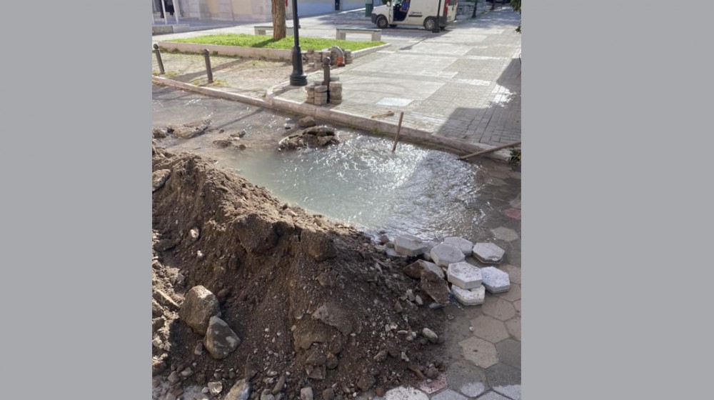 ΧΑΛΚΙΔΑ ΕΡΓΑΣΙΕΣ ΦΥΣΙΚΟΥ ΑΕΡΙΟΥ : Η ζημιάρα ΔΕΔΑ προκάλεσε ...ποτάμι σχολίων