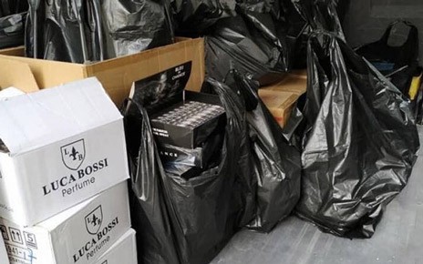 Κατασχέθηκαν χιλιάδες «μαϊμού» κολόνιες, επικίνδυνες για την υγεία