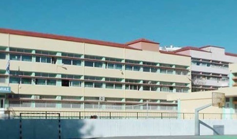 Έδωσε 7 εκατομμύρια ευρώ για σχολεία ο Μπακογιάννης