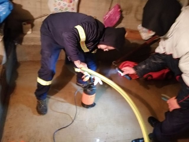 ΕΡΕΤΡΙΑ: Πλημμύρισαν σπίτια από τη βροχή
