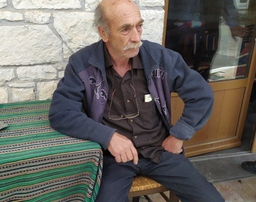 Δήλωση-σοκ από τον πατέρα Ξυλούρη: Τον Καλομοίρη τον σκότωσε ο γιος του (VIDEO)