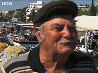 «Nα πετάξουμε τους πολιτικούς στη θάλασσα»