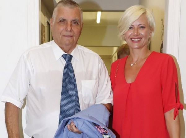 ΓΙΩΡΓΟΣ ΤΡΑΓΚΑΣ: Η χήρα του δημοσιογράφου κλήθηκε από τον Εισαγγελέα να καταθέσει ως ύποπτη για διάπραξη κακουργήματος