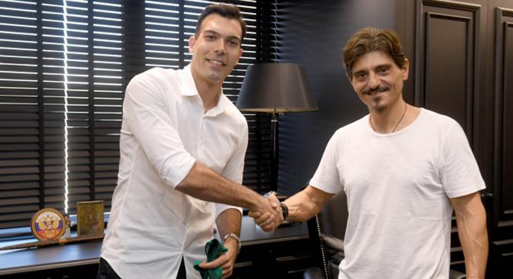 Το απόλυτο μπαμ! Ο Κώστας Σλούκας υπέγραψε στον Παναθηναϊκό για τρία χρόνια