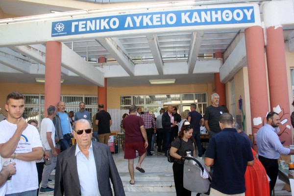 ΧΑΛΚΙΔΑ: Μεγάλη προσέλευση στα εκλογικά κέντρα