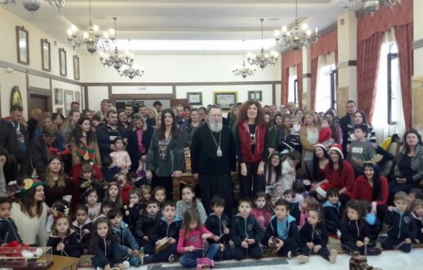 Γέμισε παιδικές φατσούλες η Μητρόπολη Χαλκίδας