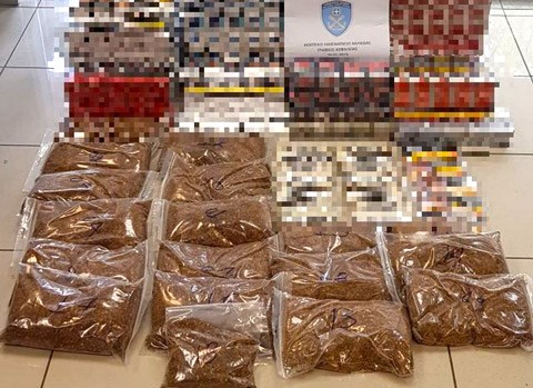 ΛΙΑΝΗ ΑΜΜΟΣ ΧΑΛΚΙΔΑ: Εκρυβε μέσα στο κοτέτσι τα λαθραία τσιγάρα