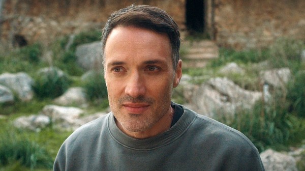 ΤΟ ΤΕΛΕΥΤΑΙΟ ΝΗΣΙ: Δείτε απόψε (ΚΥΡΙΑΚΗ 1 ΜΑΡΤΙΟΥ)