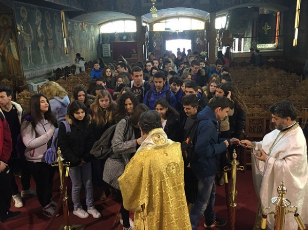 Θεία λειτουργία για τους μαθητές του Λυκείου Αρτάκης