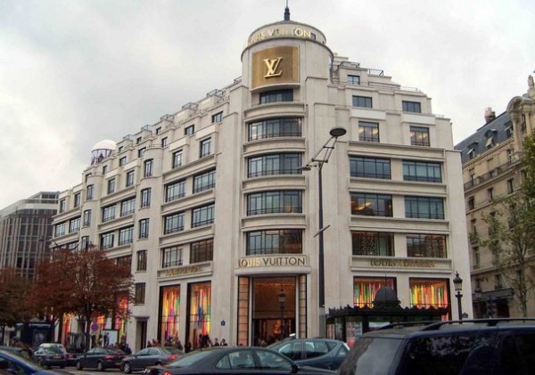 H Louis Vuitton εξαγοράζει την Dior!