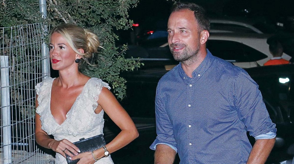 Ο Γιώργος Λιανός αγόρασε σπίτι στην Ερέτρια και ετοιμάζεται να παντρευτεί την Κωνσταντίνα Καραλέξη