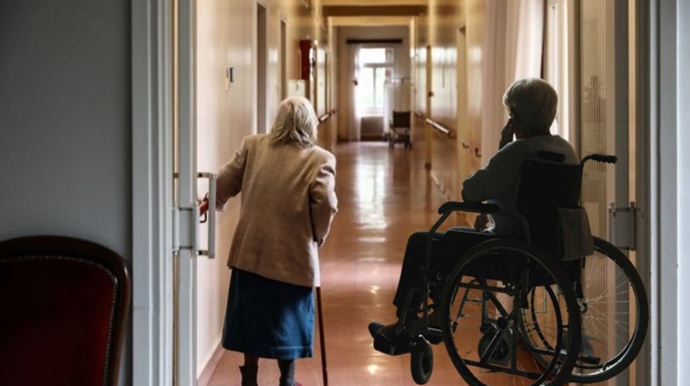 Εδωσαν σε 92χρονη καθαριστικό αντί για νερό και πέθανε