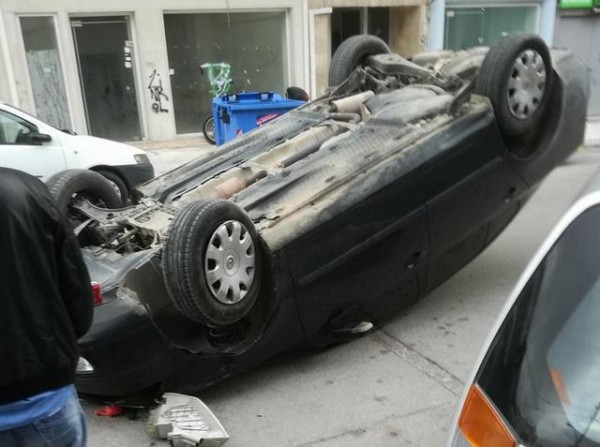 ΧΑΛΚΙΔΑ: Τρομακτικό τροχαίο στην οδό Αρεθούσης το πρωί της Κυριακής