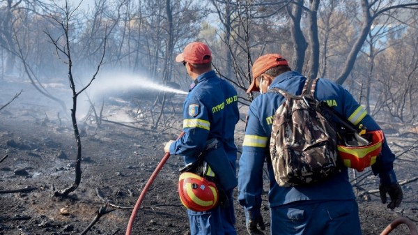 Στη Βουλή η πρόσληψη προσωπικού στις Πυροσβεστικές Υπηρεσίες Εύβοιας