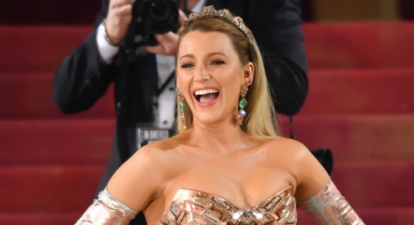 Blake Lively: Δεν είναι πια ξανθιά!