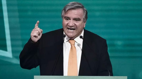 Χάρης Καστανίδης: Παραιτήθηκε από το ΠΑΣΟΚ με σκληρούς χαρακτηρισμούς κατά του Νίκου Ανδρουλάκη