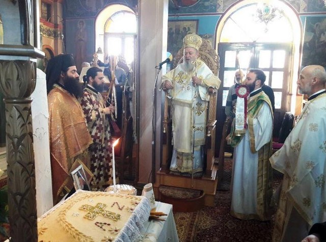 Ο Μητροπολίτης τέλεσε το μνημόσυνο του μακαριστού ιερέα Ανέστη Ζησίμου