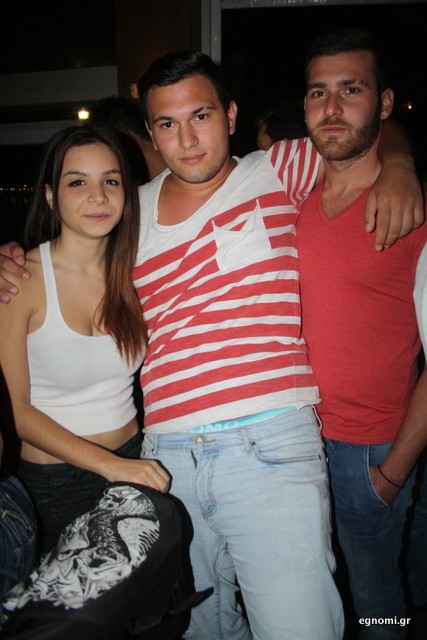 Στριμώχτηκαν, αλλά χώρεσαν!