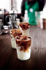 Η οικογένεια Macchiato μεγαλώνει στα Starbucks