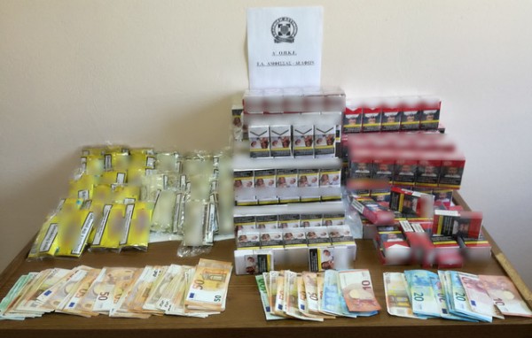 Λαθραίος καπνός, τσιγάρα και 5900 ευρώ στην κατοχή 36χρονου αλλοδαπού