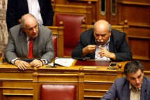 Μέσα στην πίκρα ένα γλυκάκι είναι ό,τι πρέπει!