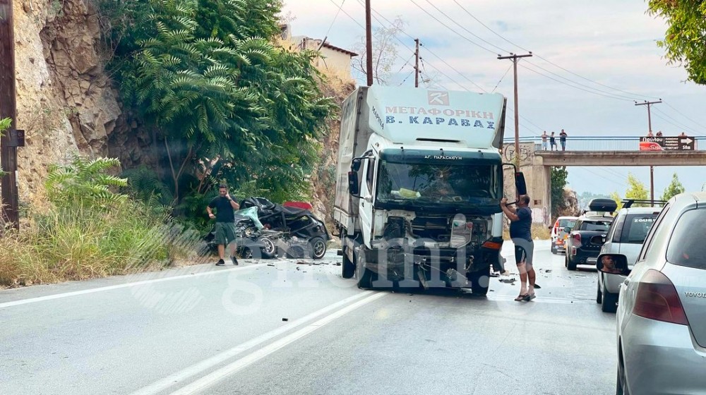 ΧΑΛΚΙΔΑ: Τρομακτικό τροχαίο ατύχημα στο δρόμο προς Βασιλικό (φωτό)