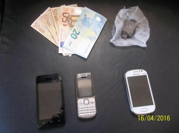 ΙΣΤΙΑΙΑ: Δύο Έλληνες έκρυβαν ηρωίνη στο αυτοκίνητο