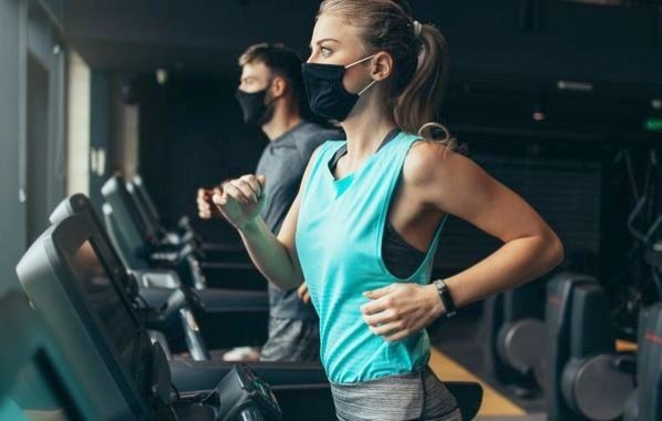 ΓΥΜΝΑΣΤΗΡΙΑ: Ανοίγουν με διπλή μάσκα και Self Test