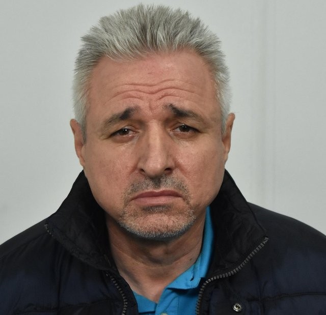 Αυτός είναι ο απατεώνας που παρίστανε τον διευθυντή Τράπεζας και εξαπατούσε ηλικιωμένους