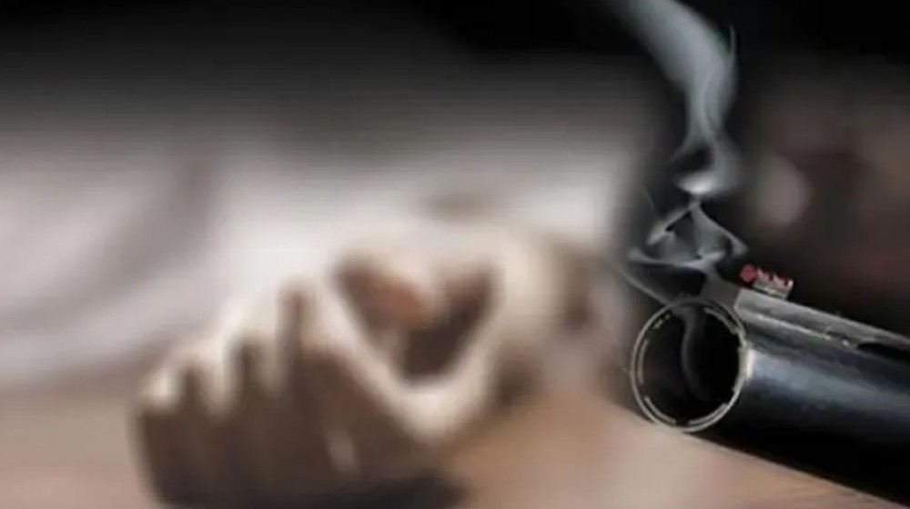 16χρονος δίνει μάχη για τη ζωή του - Εκπυρσοκρότησε η καραμπίνα που κρατούσε και τραυματίστηκε στο κεφάλι