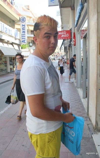 Με την καρδούλα στο κεφάλι