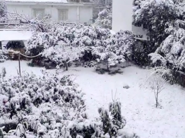 ΔΗΜΟΣ ΕΡΕΤΡΙΑΣ ΚΑΚΟΚΑΙΡΙΑ ΜΠΑΡΜΠΑΡΑ: Διακοπές ρεύματος στη Μαγούλα