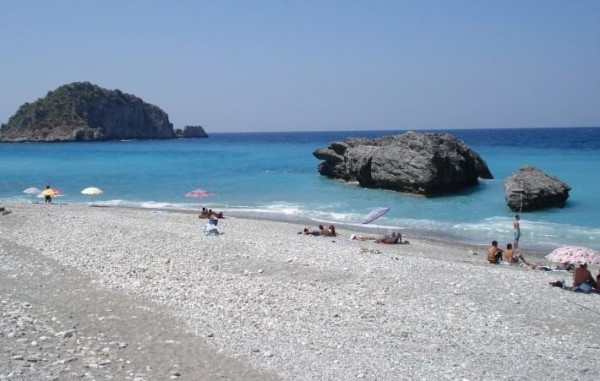 Πιο εύκολη η πρόσβαση στην παραλία της Χιλιαδούς