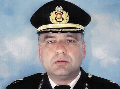 Οι φλόγες έκαψαν το διοικητή της Πυροσβεστικής