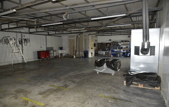 Εντοπίστηκε υπερσύγχρονο παράνομο εργοστάσιο λαθραίων τσιγάρων