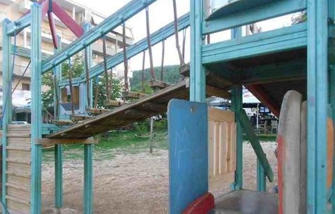 Αγοράκι 8 ετών τραυματίστηκε σε παιδική χαρά