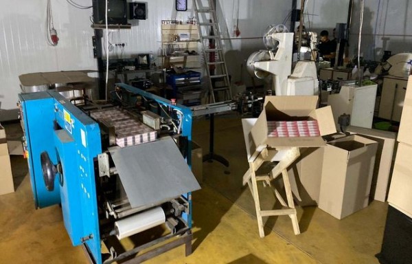 Η Οικονομική Αστυνομία ανακάλυψε δύο παράνομα εργοστάσια τσιγάρων και καπνού (VIDEO)