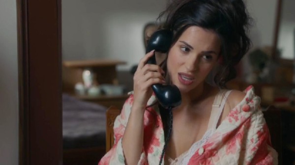 PORTO LEONE: Δείτε απόψε (ΤΡΙΤΗ 14 ΟΚΤΩΒΡΙΟΥ)