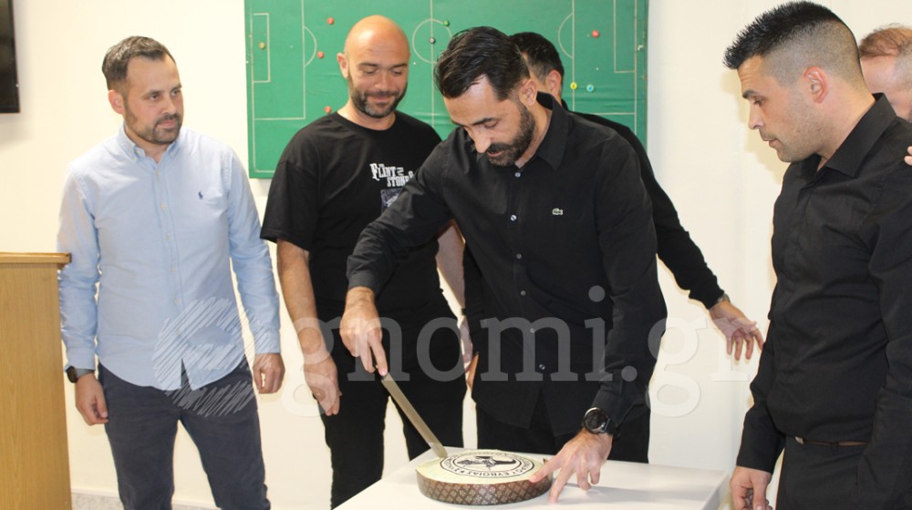 ΔΙΑΙΤΗΤΕΣ ΠΟΔΟΣΦΑΙΡΟΥ ΕΥΒΟΙΑΣ: Σφύριξαν στην κοπή της πίτας