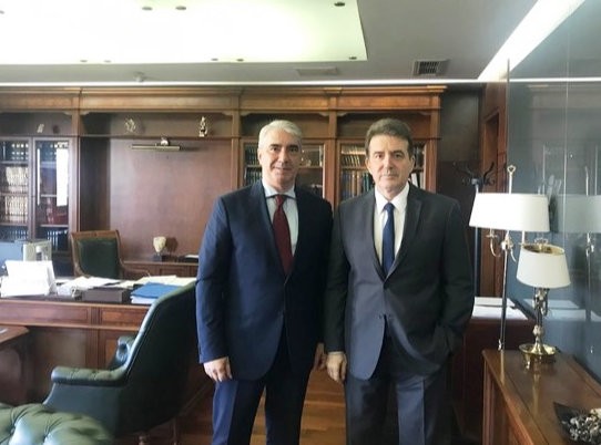 Ο Κεδίκογλου πρότεινε στον Χρυσοχοΐδη την μεταφορά της Πυροσβεστικής και της Αστυνομίας στη Χαλκίδα