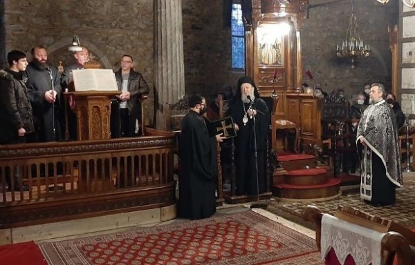 ΧΑΛΚΙΔΑ: Ο Μητροπολίτης χοροστάτησε στον Εσπερινό της Συγγνώμης