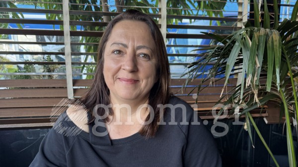 ΧΑΛΚΙΔΑ: Η Ρωσίτσα συνεχίζει να γελάει με ...Κατακουζίνα και γκαρσόνα