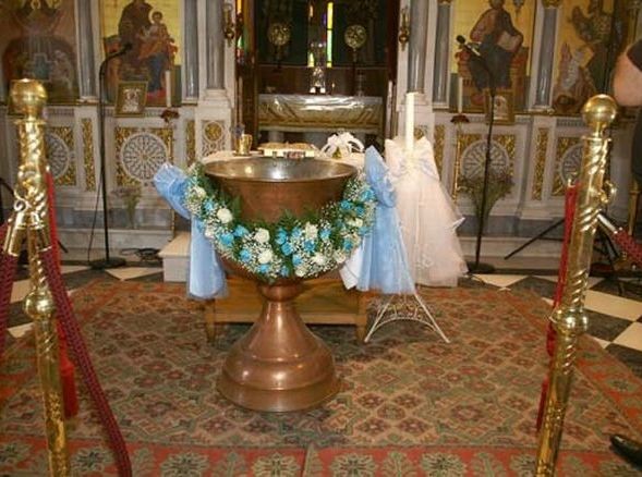 Μετά την βάπτιση κατέληξαν στο Νοσοκομείο 40 καλεσμένοι