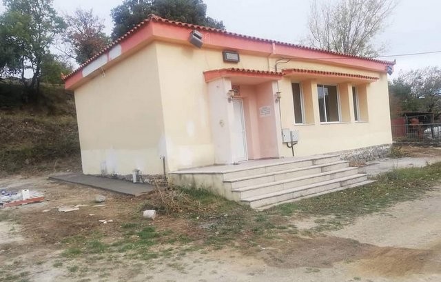 ΚΑΤΩ ΣΕΤΑ: Επισκευάζεται μετά από χρόνια το κτήριο του πρώην Δημοτικού Σχολείου