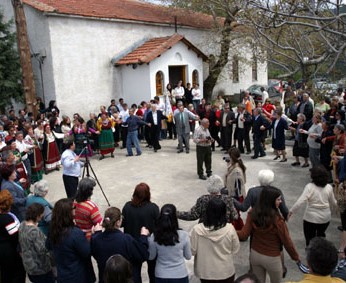 Φεστιβάλ πολιτιστικών εκδηλώσεων στους Καθενούς