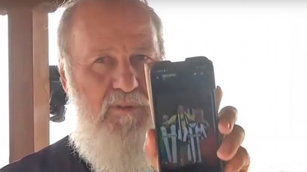 Τα λόγια του ιερέα και παππού του 15χρονου Γιάννη που έπεσε από τον φωταγωγό και σκοτώθηκε (Video)