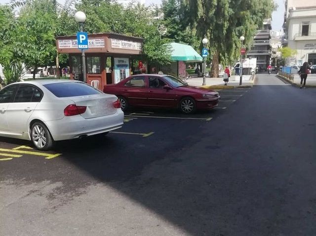ΧΑΛΚΙΔΑ: Συνεχίζει να προκαλεί ο οδηγός της λευκής BMW