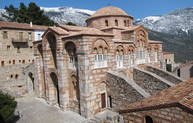 Επισκευάζεται το μοναστήρι του Οσίου Λουκά