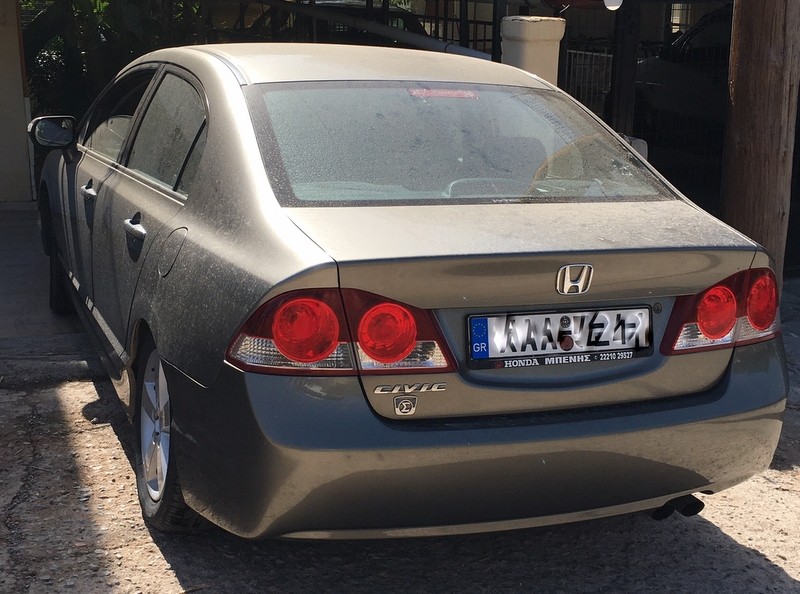 HONDA CIVIC πωλείται σε εξαιρετική τιμή