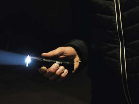 Πήγαν στο γήπεδο για τον αγώνα και ...έφυγαν με φακούς!